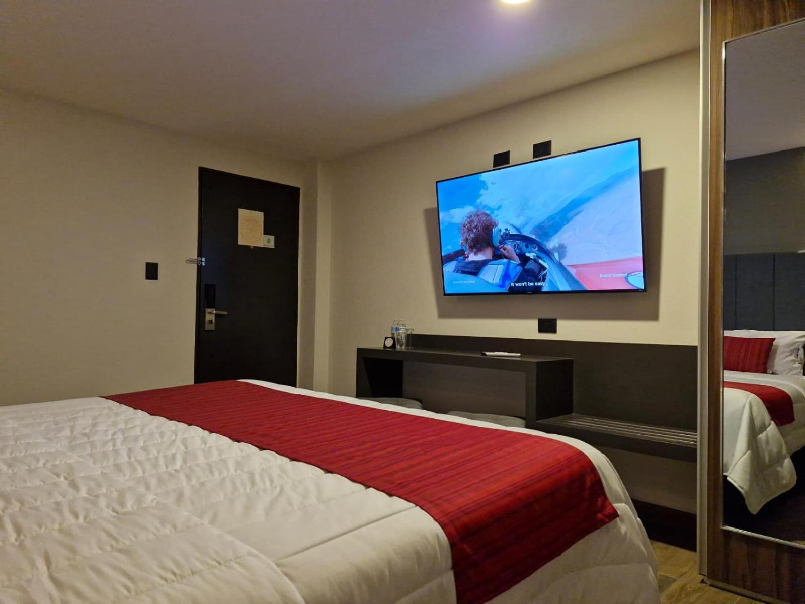 Hotel Granada Puebla Buitenkant foto