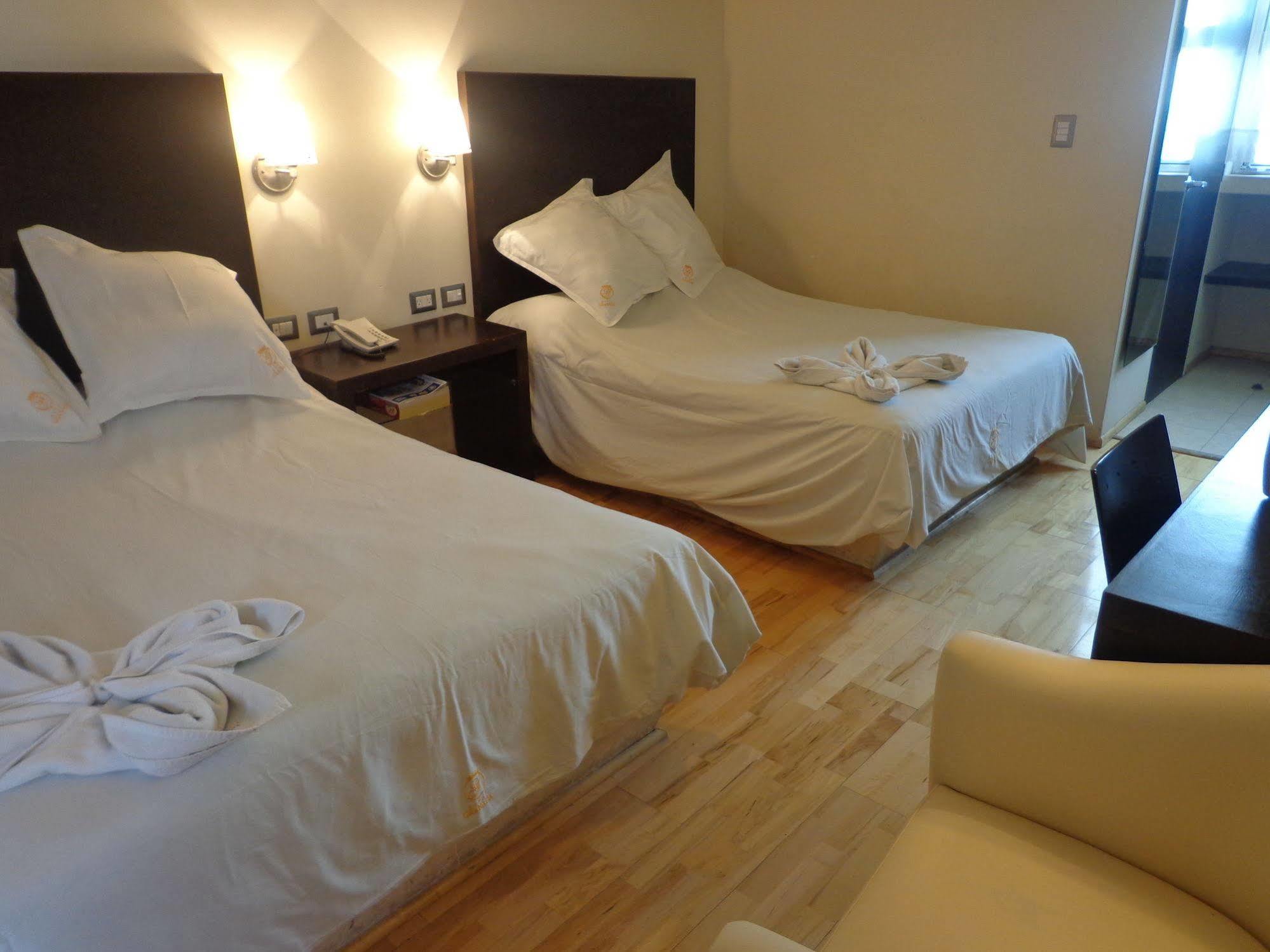 Hotel Granada Puebla Buitenkant foto