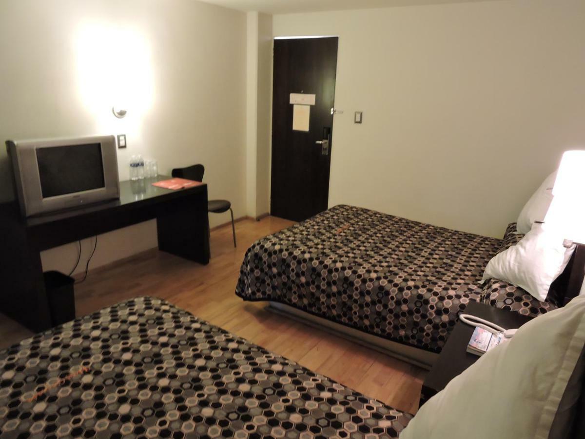 Hotel Granada Puebla Buitenkant foto